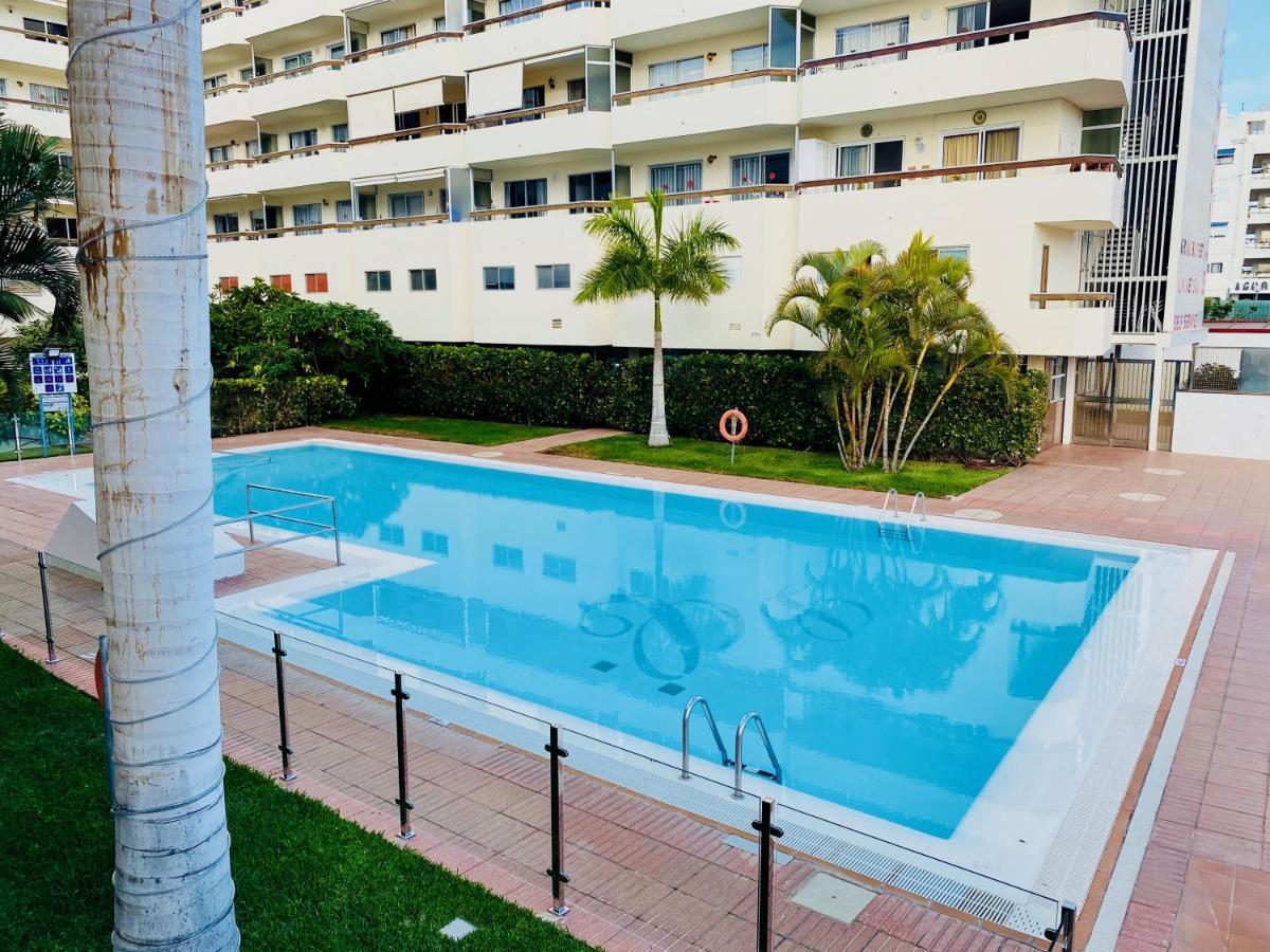 Orange And White Apartment In Yumbo San Bartolomé エクステリア 写真
